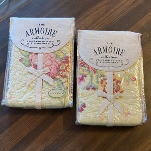 NWOT The Armoire Collection Quilted Pillow Shams (2)